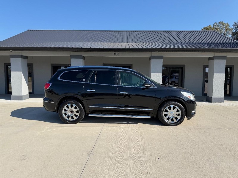 Buick Enclave Vehicle Full-screen Gallery Image 2