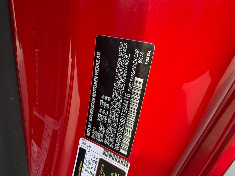 MINI Cooper Hardtop Vehicle Full-screen Gallery Image 19