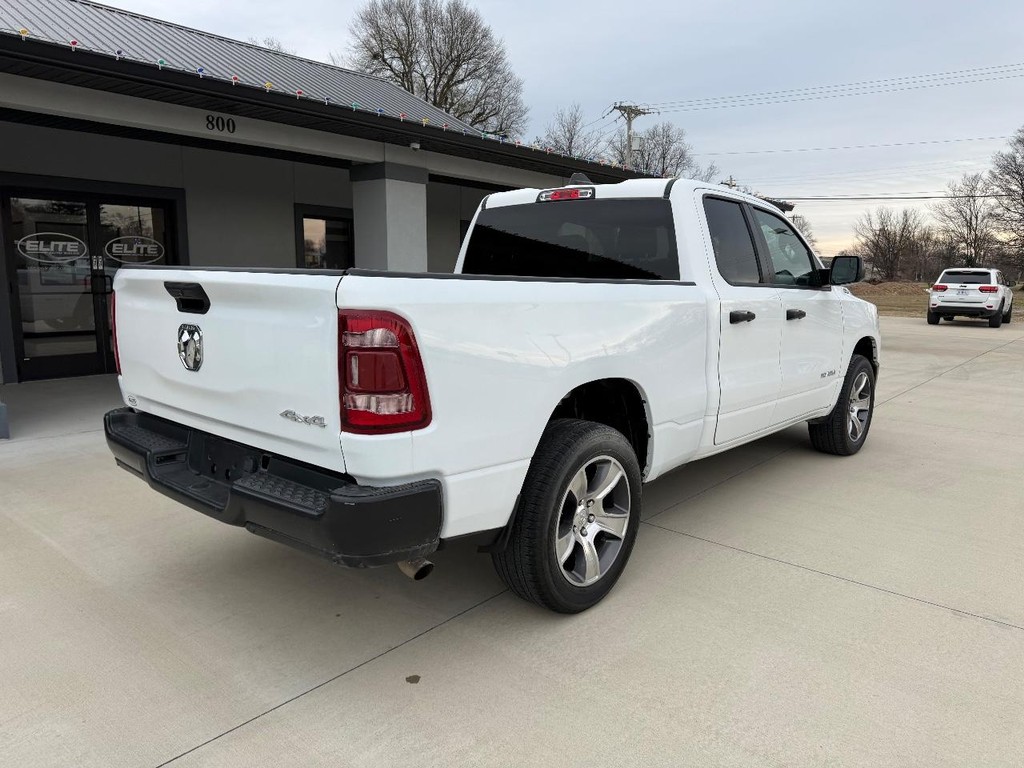 Ram 1500 Vehicle Full-screen Gallery Image 03