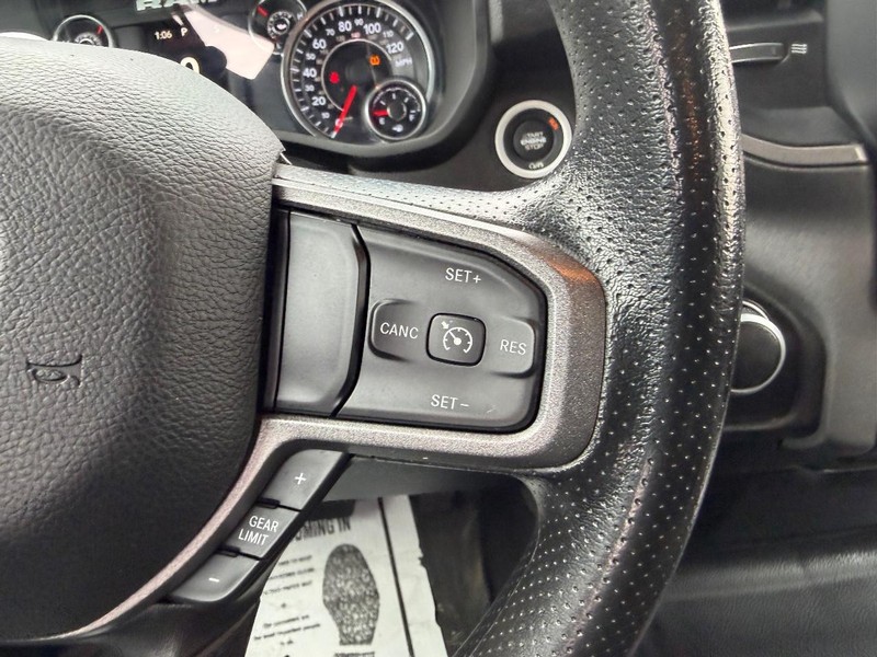 Ram 1500 Vehicle Full-screen Gallery Image 11