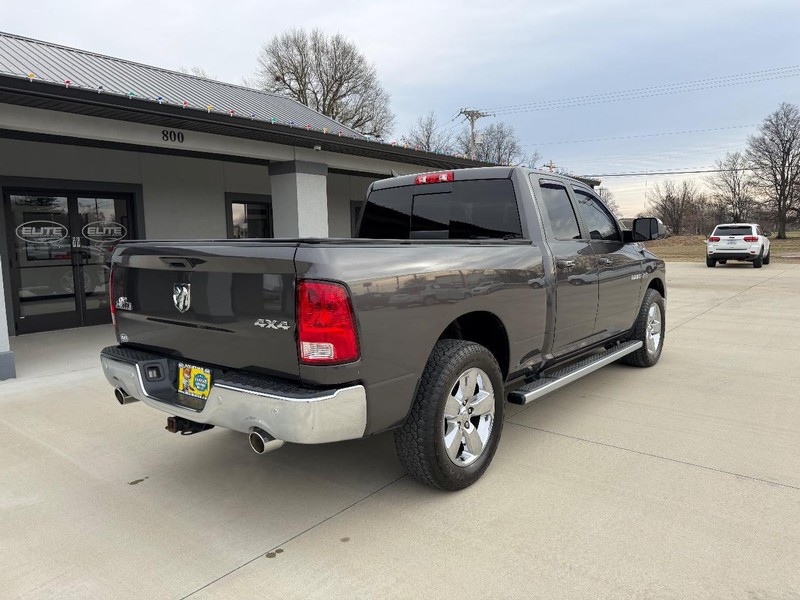 Ram 1500 Vehicle Full-screen Gallery Image 3