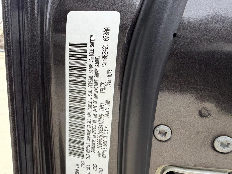 Ram 1500 Vehicle Full-screen Gallery Image 20