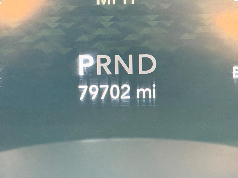 Jeep Wrangler Unlimited Vehicle Full-screen Gallery Image 18