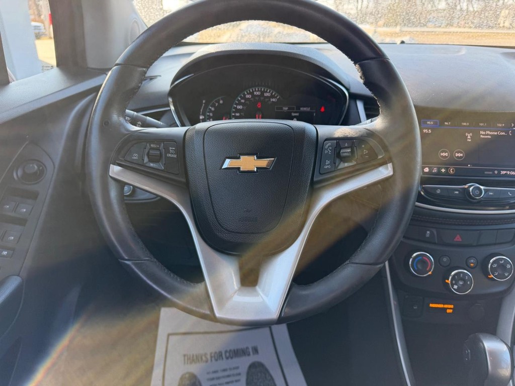 Chevrolet Trax Vehicle Full-screen Gallery Image 9