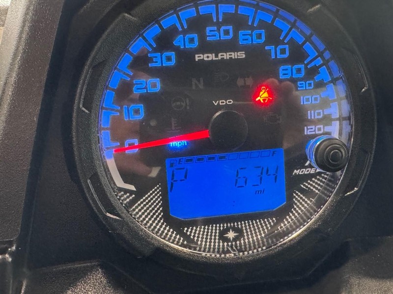 Polaris Ranger Vehicle Full-screen Gallery Image 7