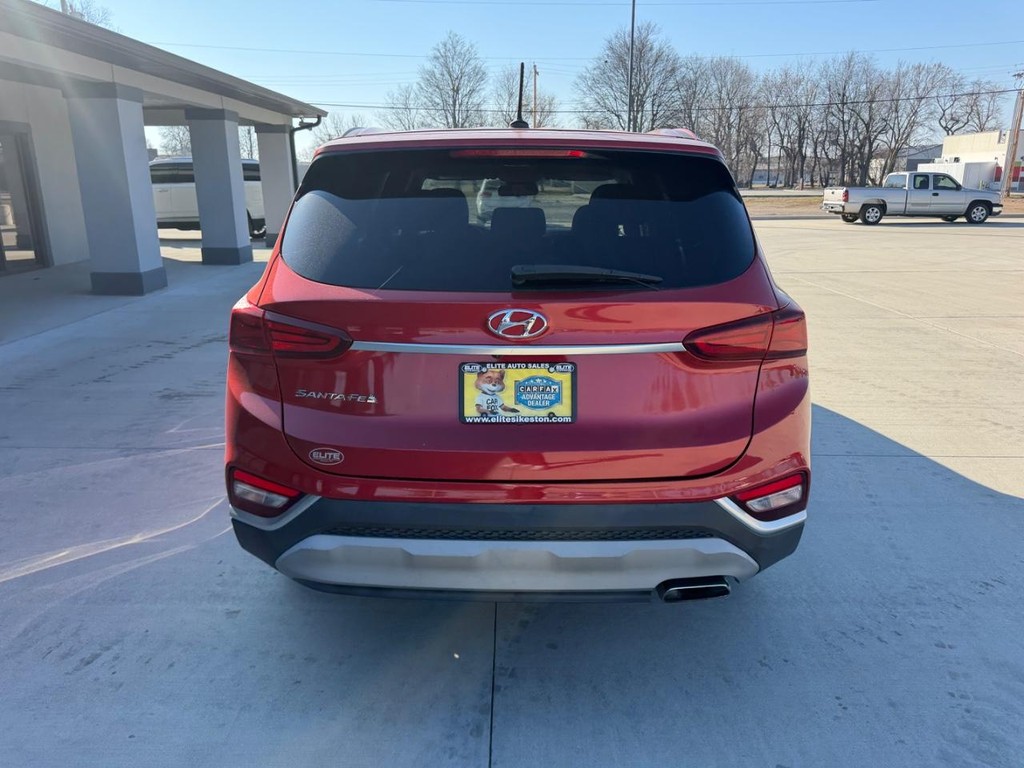 Hyundai Santa Fe Vehicle Full-screen Gallery Image 4