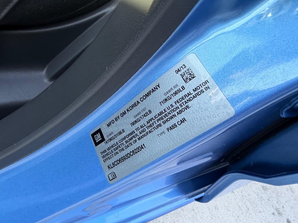 Chevrolet Spark Vehicle Full-screen Gallery Image 19