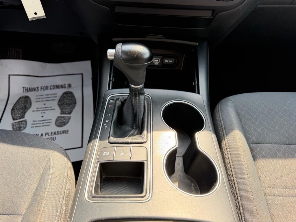 Kia Sorento Vehicle Full-screen Gallery Image 15