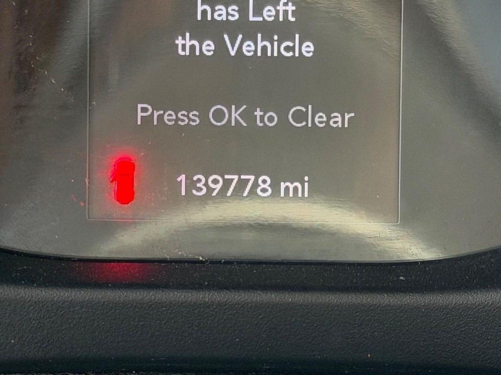 Jeep Wrangler Unlimited Vehicle Full-screen Gallery Image 18