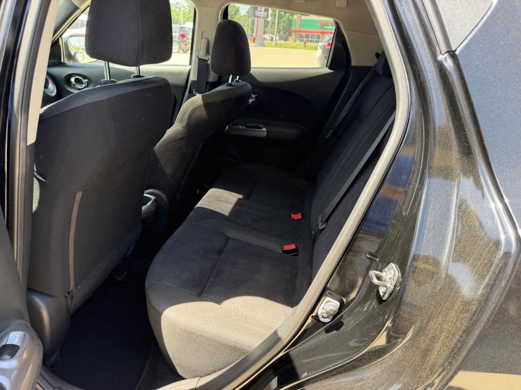 Nissan Juke Vehicle Full-screen Gallery Image 07