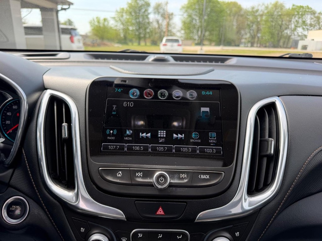 Chevrolet Equinox Vehicle Full-screen Gallery Image 14