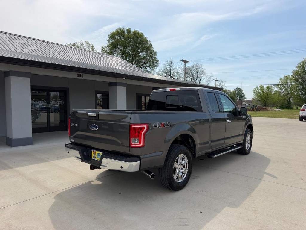 Ford F-150 Vehicle Full-screen Gallery Image 3
