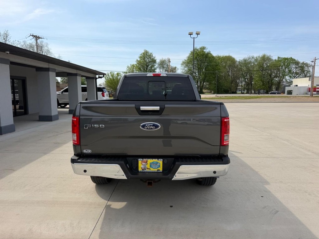 Ford F-150 Vehicle Full-screen Gallery Image 4