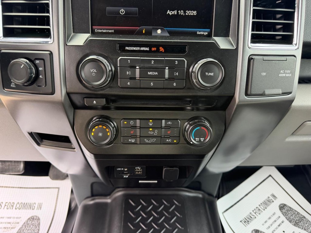 Ford F-150 Vehicle Full-screen Gallery Image 13