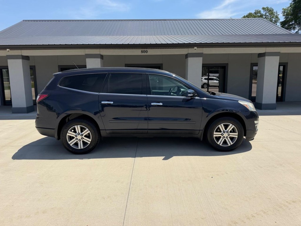 Chevrolet Traverse Vehicle Full-screen Gallery Image 02