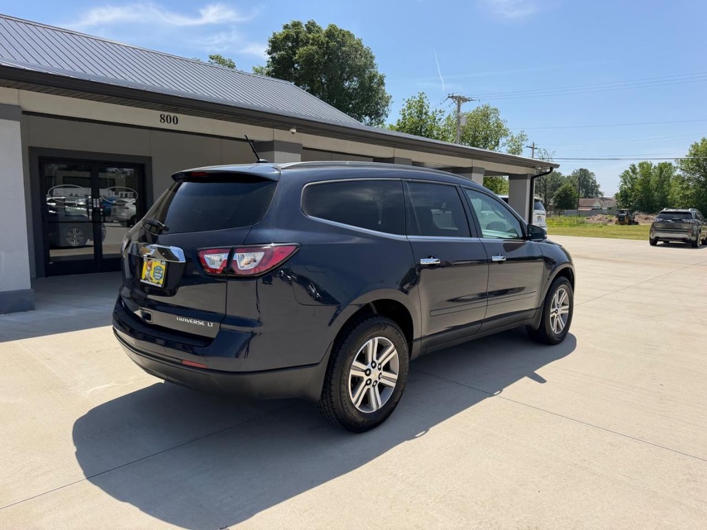 Chevrolet Traverse Vehicle Full-screen Gallery Image 03