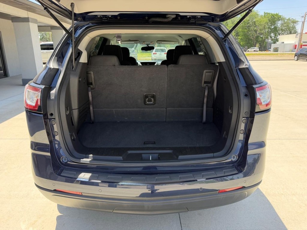 Chevrolet Traverse Vehicle Full-screen Gallery Image 05