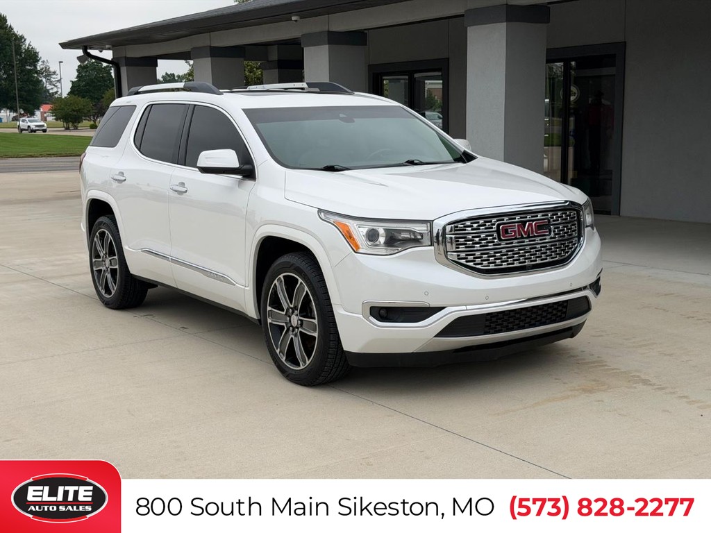 2018 GMC Acadia Denali AWD's photo