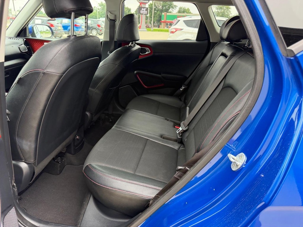 2022 Kia Soul Turbo - Photo 7