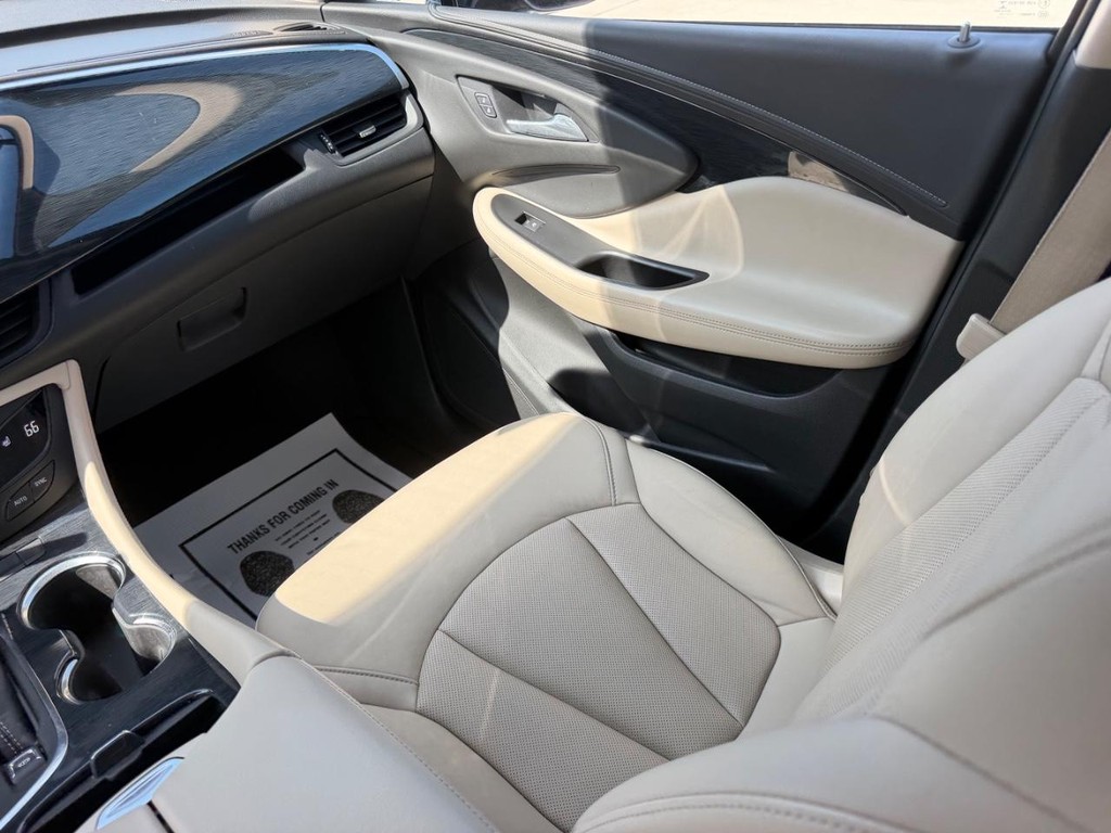 Buick Envision Vehicle Full-screen Gallery Image 17