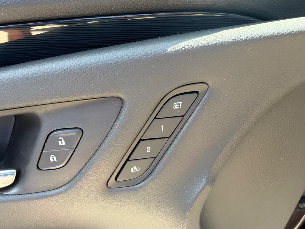 Buick Envision Vehicle Full-screen Gallery Image 19