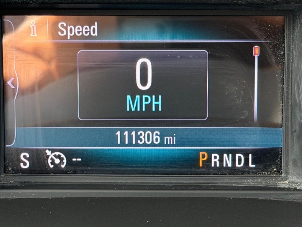 Buick Envision Vehicle Full-screen Gallery Image 21