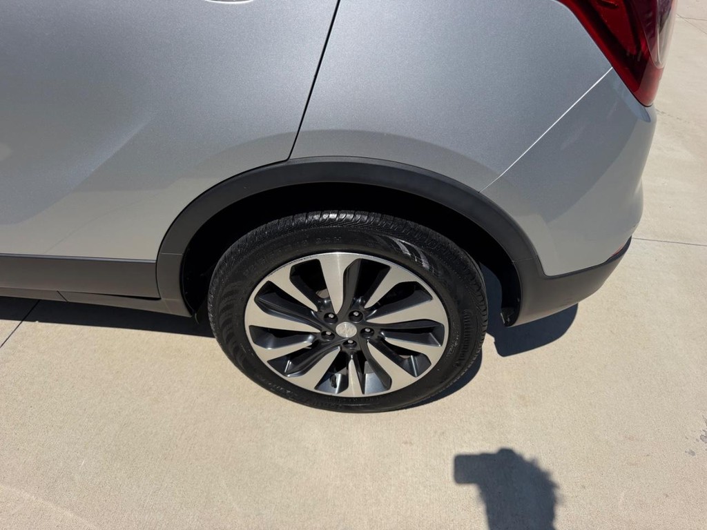 Buick Encore Vehicle Full-screen Gallery Image 6