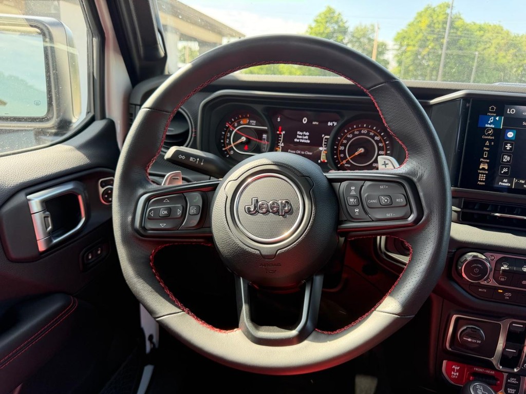 Jeep Wrangler Vehicle Full-screen Gallery Image 9