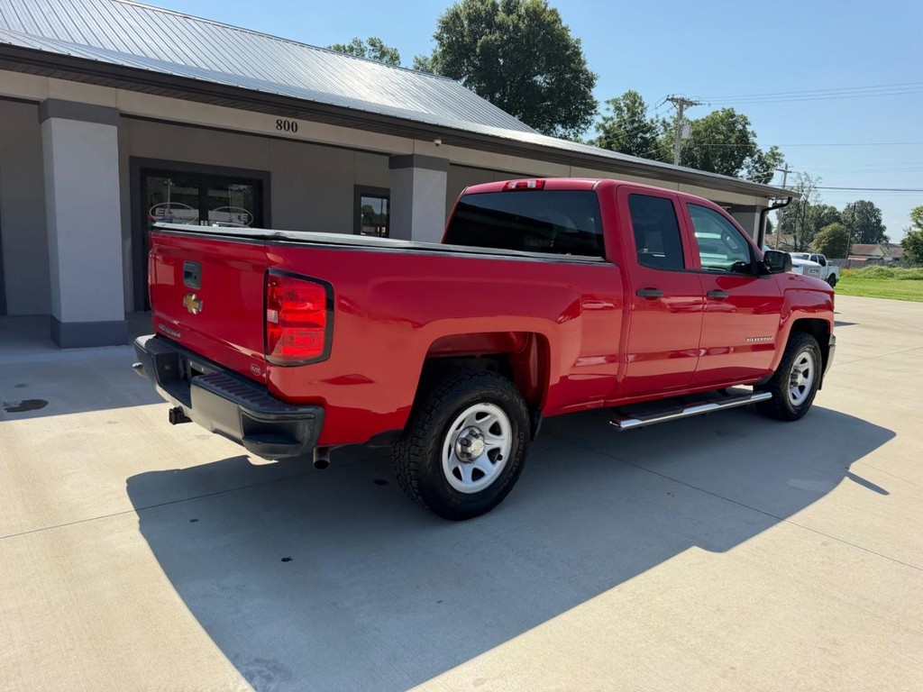 Chevrolet Silverado 1500 Vehicle Full-screen Gallery Image 3
