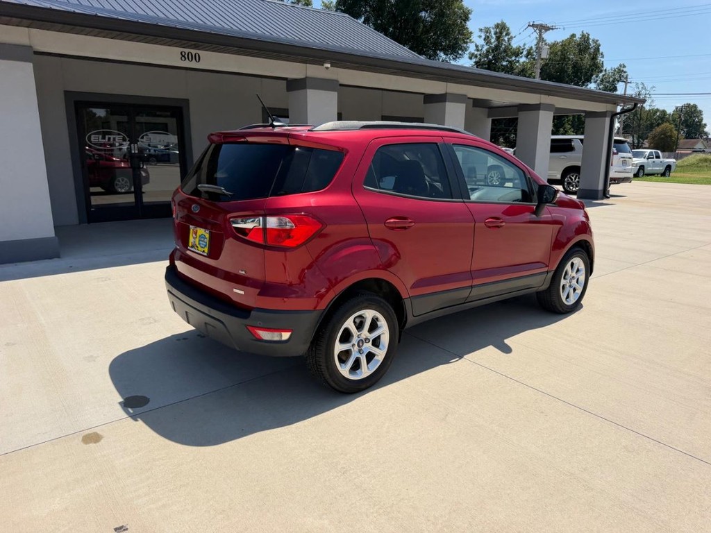 Ford EcoSport Vehicle Full-screen Gallery Image 3