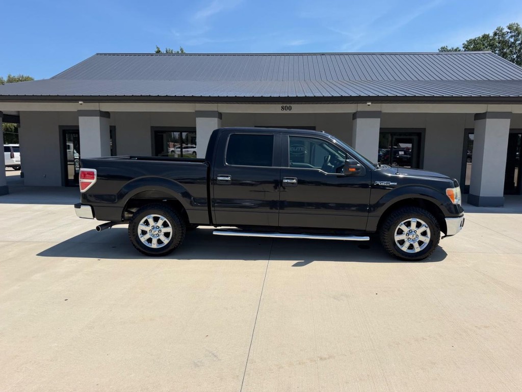 Ford F-150 Vehicle Full-screen Gallery Image 2