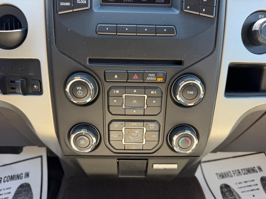 Ford F-150 Vehicle Full-screen Gallery Image 13