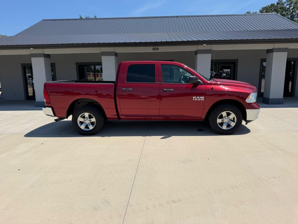 Ram 1500 Vehicle Full-screen Gallery Image 2