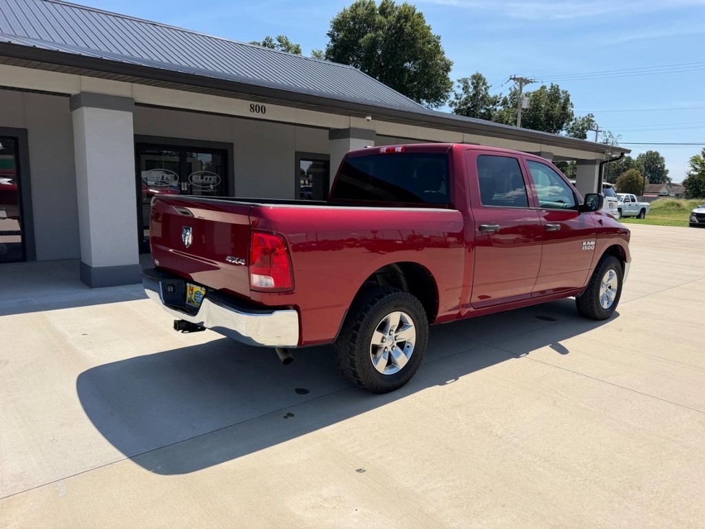 Ram 1500 Vehicle Full-screen Gallery Image 3