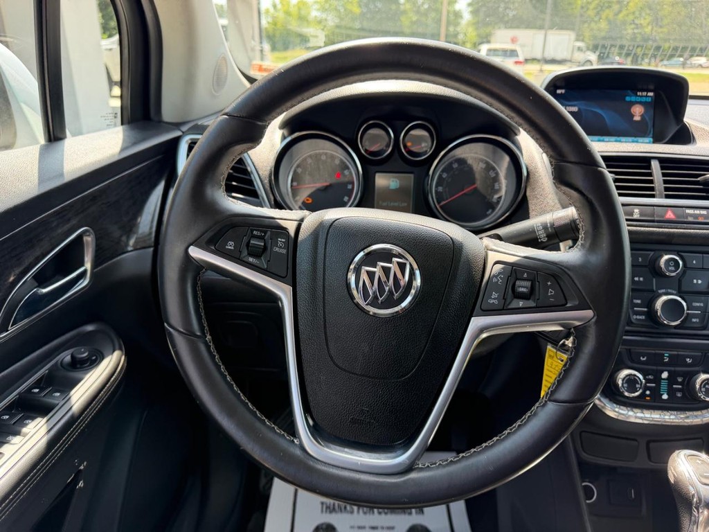 Buick Encore Vehicle Full-screen Gallery Image 9