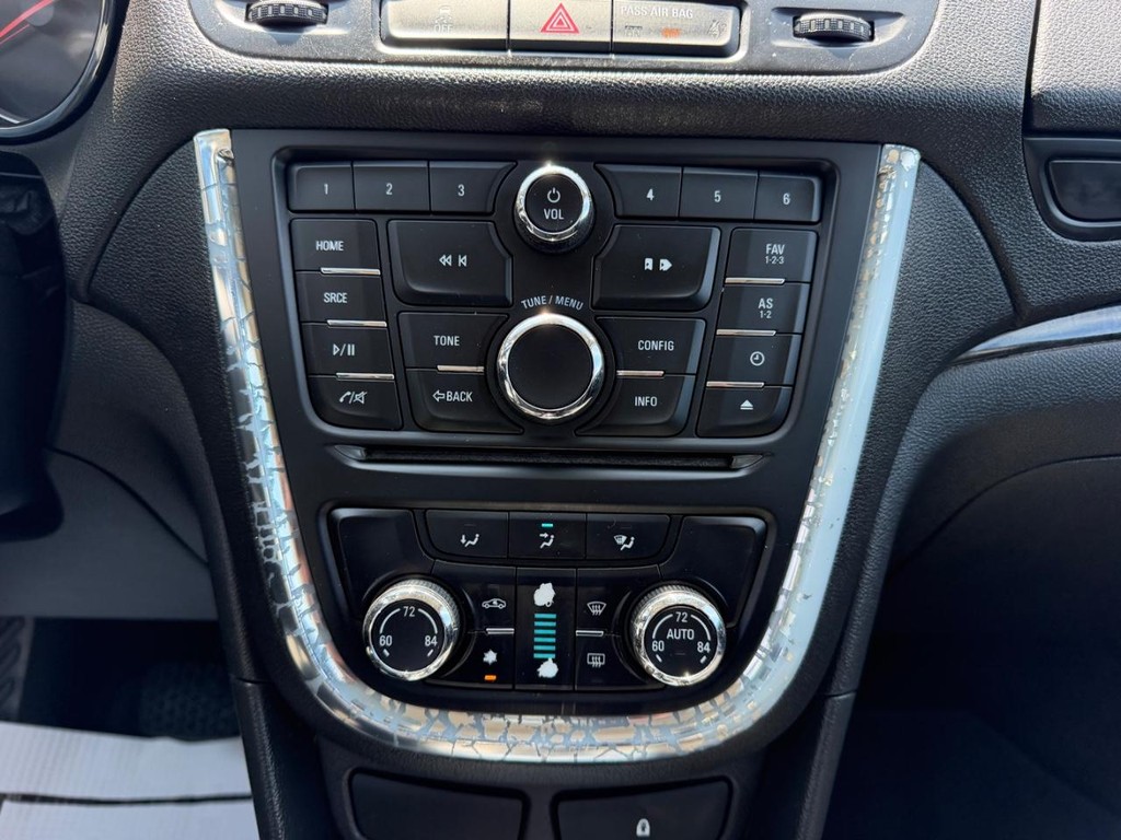 Buick Encore Vehicle Full-screen Gallery Image 13