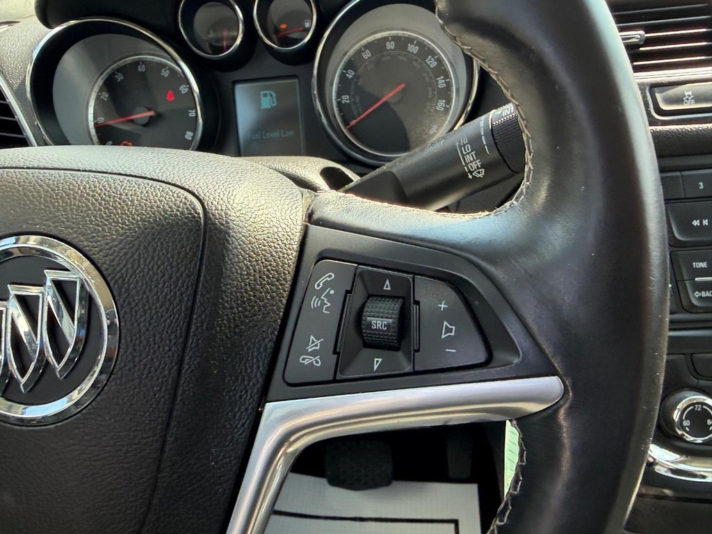 Buick Encore Vehicle Full-screen Gallery Image 11
