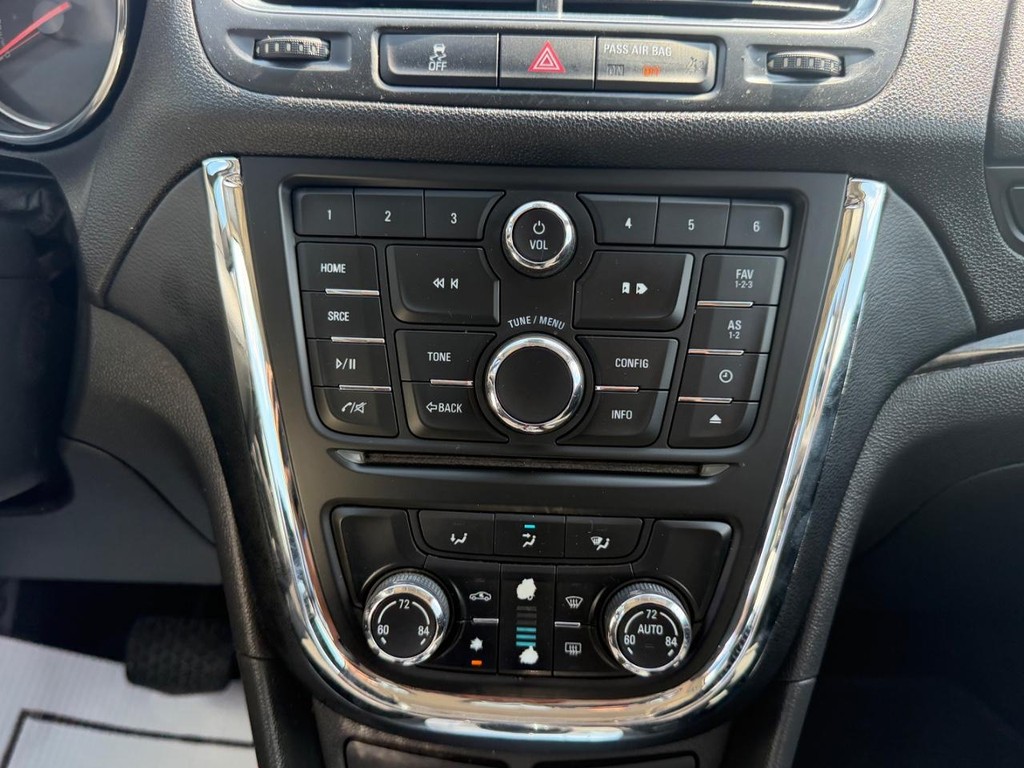 Buick Encore Vehicle Full-screen Gallery Image 13