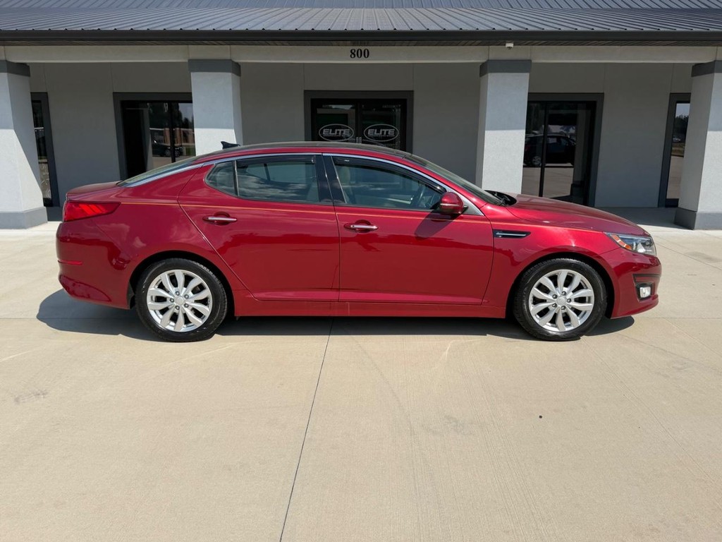 Kia Optima Vehicle Full-screen Gallery Image 2