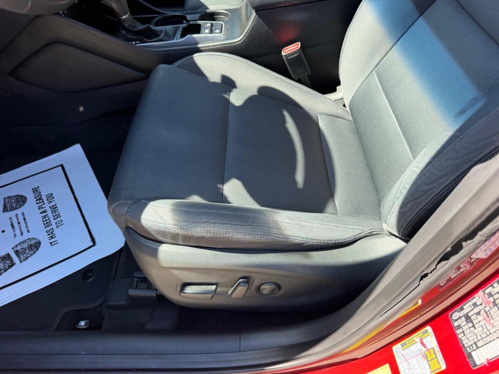 Hyundai Tucson Vehicle Full-screen Gallery Image 19