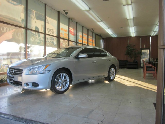 Chevrolet Silverado 1500 Vehicle Full-screen Gallery Image 12