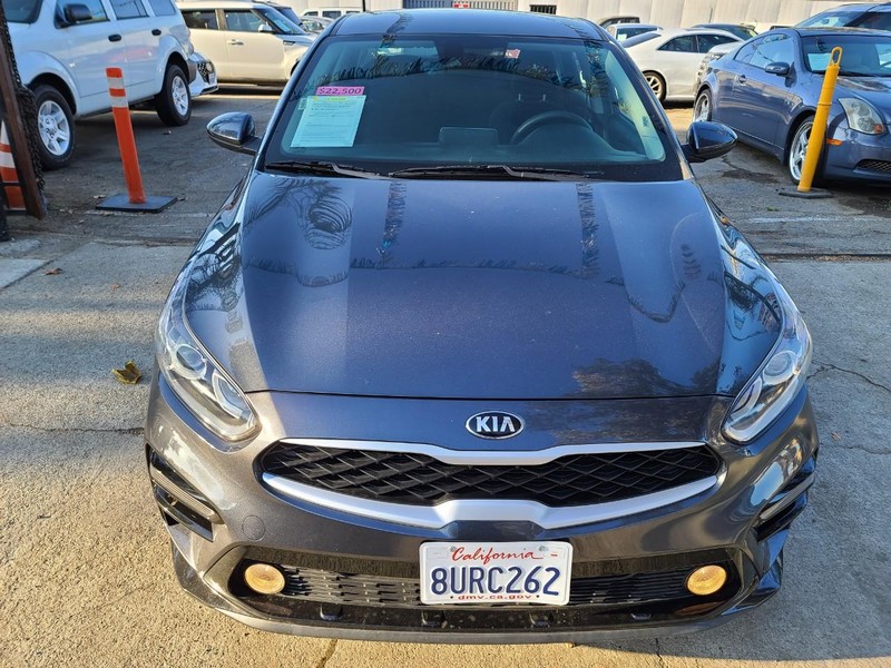 Kia Forte Vehicle Full-screen Gallery Image 37