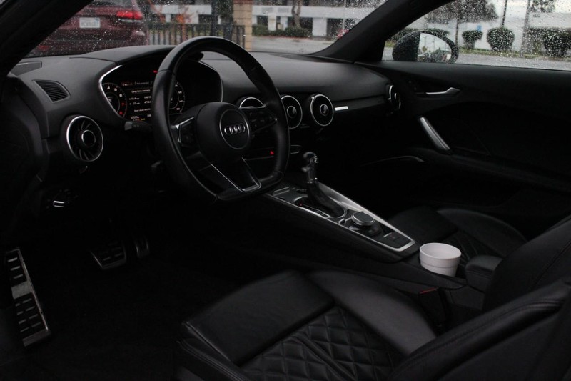 2016 Audi TT 2.0T photo