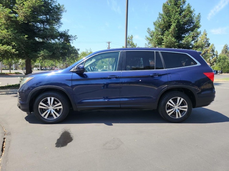 Honda Pilot Vehicle Full-screen Gallery Image 03