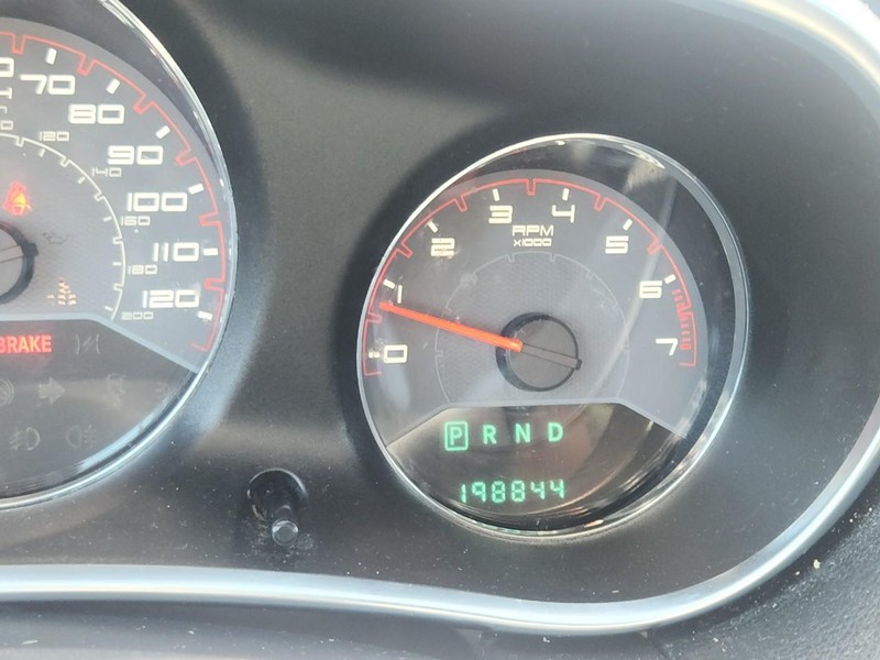 Dodge Avenger Vehicle Full-screen Gallery Image 10