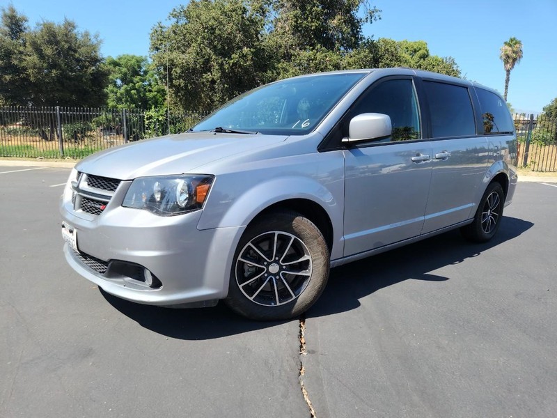 Dodge Grand Caravan Vehicle Full-screen Gallery Image 18