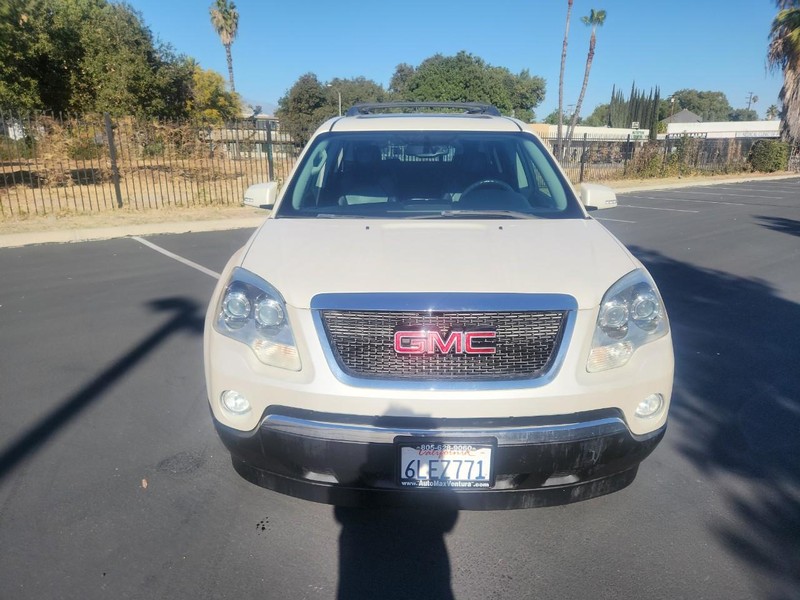 GMC Acadia Vehicle Full-screen Gallery Image 08