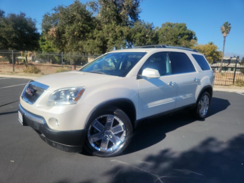 GMC Acadia Vehicle Full-screen Gallery Image 22