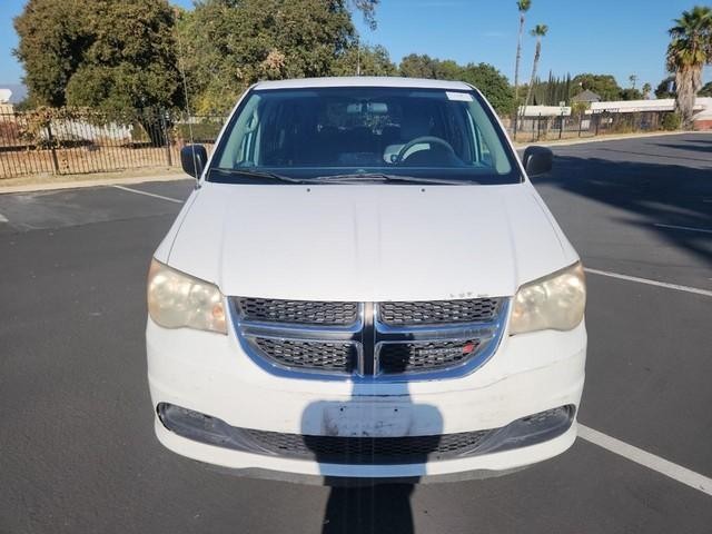 Dodge Grand Caravan Vehicle Full-screen Gallery Image 09