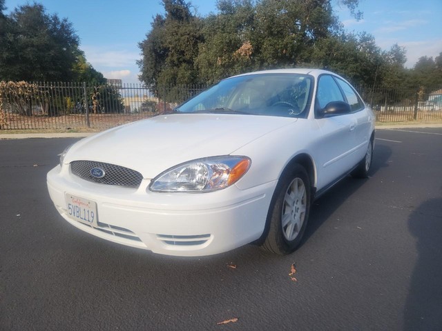 2007 Ford Taurus SE at Empire Motors in Pomona CA